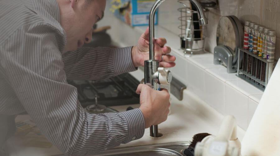Professional water heater repair in Oak Creek, WI